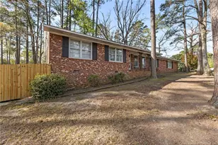 2125 Forest Hills Dr, Fayetteville, NC 28303 - Photo 3