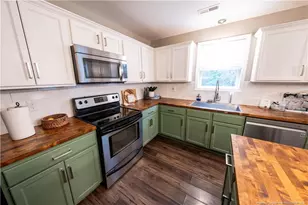 622 Omaha Dr, Broadway, NC 27505 - Photo 13