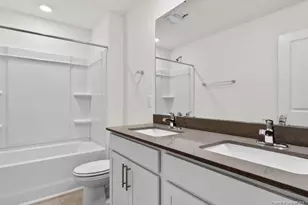 411 Hartfield Ave, Raeford, NC 28376 - Photo 27