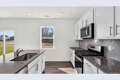 411 Hartfield Avenue, Raeford, NC 28376 - Photo 9