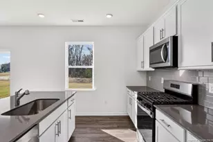 411 Hartfield Ave, Raeford, NC 28376 - Photo 9