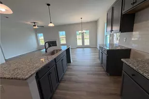 193 Seaford Ln, Aberdeen, NC 28315 - Photo 3
