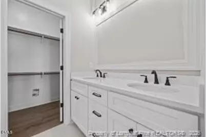 206 S Wall Street, Benson, NC 27504 - Photo 9
