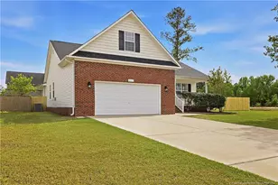 4461 Home Stakes Dr, Parkton, NC 28371 - Photo 3