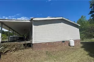 313 Longhill Dr, Fayetteville, NC 28311 - Photo 3