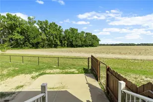 5616 Royal Pines Cir, Wade, NC 28395 - Photo 31