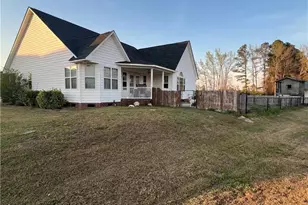 5616 Royal Pines Cir, Wade, NC 28395 - Photo 43
