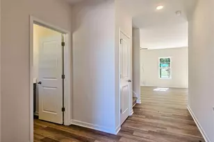 367 Appaloosa Dr, Spring Lake, NC 28390 - Photo 3