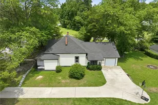 908 Middle Rd, Fayetteville, NC 28312 - Photo 21