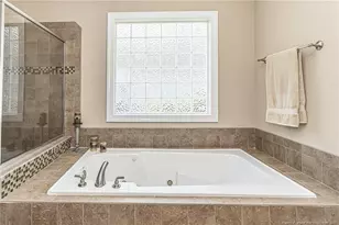 3824 Doon Valley Dr, Fayetteville, NC 28306 - Photo 23