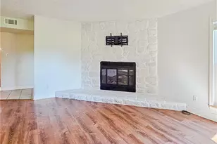 4305 Falls Dr, Hope Mills, NC 28348 - Photo 7