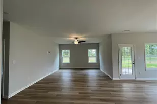 4264 Halkirk Dr, Fayetteville, NC 28312 - Photo 9