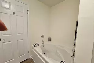 3315 Harbour Pointe Pl, Fayetteville, NC 28314 - Photo 23