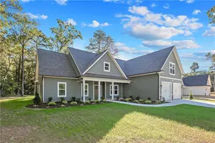1046 White Plains Dr, Fayetteville, NC 28312 - Photo 3