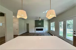 1046 White Plains Dr, Fayetteville, NC 28312 - Photo 7