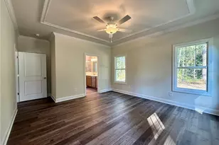 1046 White Plains Dr, Fayetteville, NC 28312 - Photo 9