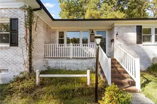 805 Shadowlawn Dr, Fayetteville, NC 28303 - Photo 5