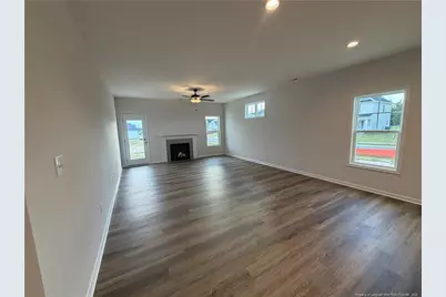 591 Ashley Heights Drive, Aberdeen, NC 28315 - Photo 5