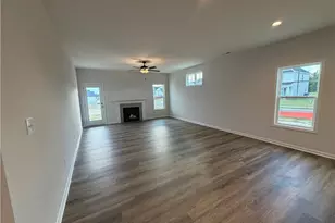 591 Ashley Hts Dr, Aberdeen, NC 28315 - Photo 5