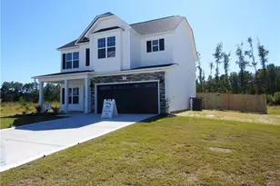 1149 Hedgewood Dr, Hope Mills, NC 28348 - Photo 3