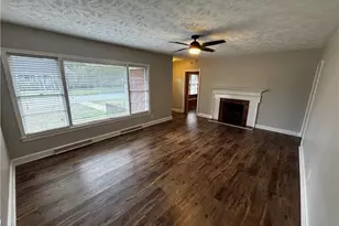 704 W 27th St, Lumberton, NC 28358 - Photo 9