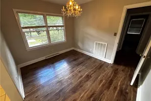 704 W 27th St, Lumberton, NC 28358 - Photo 13