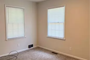 1944 Westhill Dr, Fayetteville, NC 28304 - Photo 9