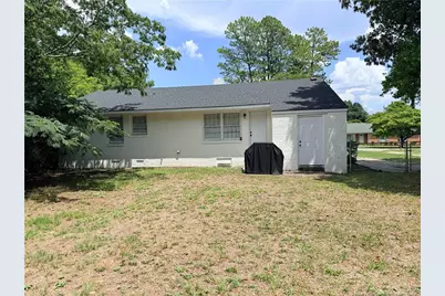 1944 Westhill Drive, Fayetteville, NC 28304 - Photo 13