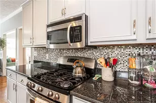 3021 Bankhead Dr, Fayetteville, NC 28306 - Photo 17