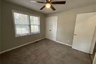 1365 Greenock Ave, Fayetteville, NC 28304 - Photo 17