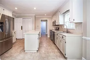 6101 Hollyrood Ct, Fayetteville, NC 28311 - Photo 15