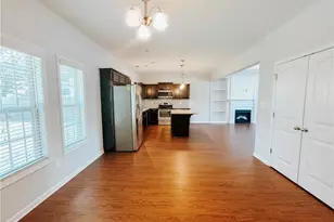 2732 Mosquera Dr, Fayetteville, NC 28306 - Photo 9