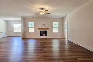 40 Quarter Ct, Spring Lake, NC 28390 - Photo 5