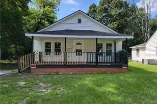 519 Edwards St, Fayetteville, NC 28301 - Photo 21