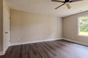 413 Jefferson Dr, Fayetteville, NC 28304 - Photo 7