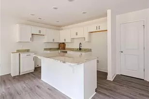 411 Jefferson Dr, Fayetteville, NC 28304 - Photo 17