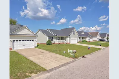 1482 Avoncroft Drive, Fayetteville, NC 28306 - Photo 43