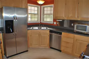 845 Log Cabin Rd, Fayetteville, NC 28312 - Photo 7