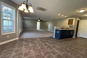 110 Tulane Dr, Raeford, NC 28376 - Photo 3