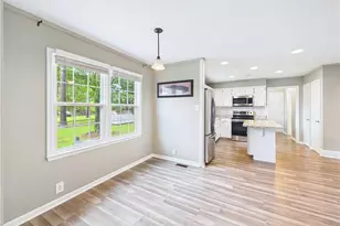 3638 Thorndike Dr, Fayetteville, NC 28311 - Photo 5