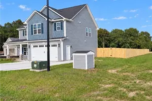 4745 Slew Dr, Hope Mills, NC 28348 - Photo 3