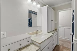 1310 Camelot Dr, Fayetteville, NC 28304 - Photo 13