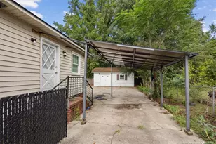 1310 Camelot Dr, Fayetteville, NC 28304 - Photo 19