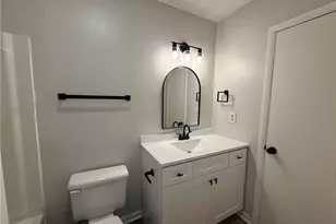 1422 Tangora Ln, Fayetteville, NC 28304 - Photo 9