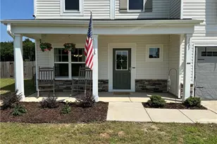 1605 Ranch House Ct, Linden, NC 28356 - Photo 3