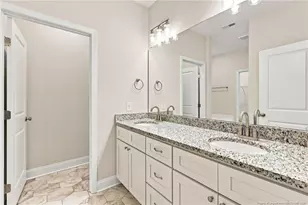 211 E 7th Ave, Raeford, NC 28376 - Photo 19