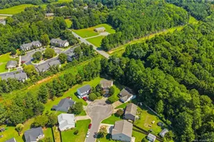 16 Brafferton Ct, Sanford, NC 27330 - Photo 3