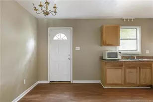 1430 Tangora Ln, Fayetteville, NC 28304 - Photo 3