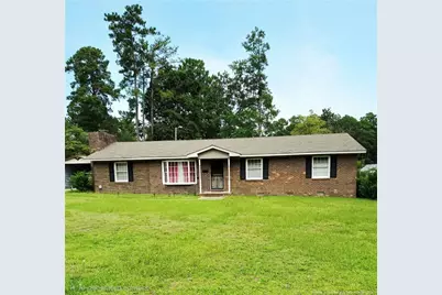 823 E Donaldson Avenue, Raeford, NC 28376 - Photo 3