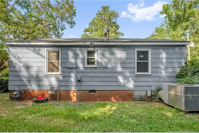 104 E Cottingham Street, Maxton, NC 28364 - Photo 23